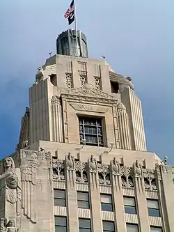 Closeup of the cupola and beacon on the Louisiana State Capitol building